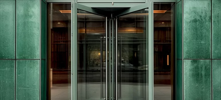 Commercial Garage Doors Repair in Tampa, FL