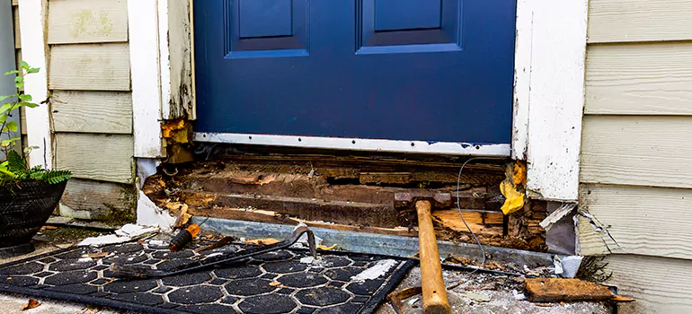 Broken Door Jamb Repair in Tampa, FL
