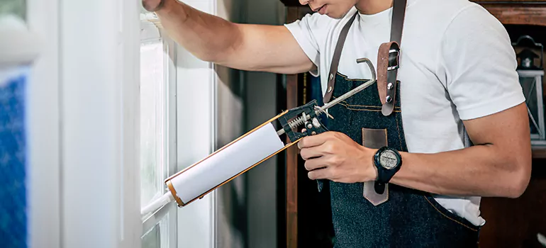 Window Caulking Contractor in Tampa, FL