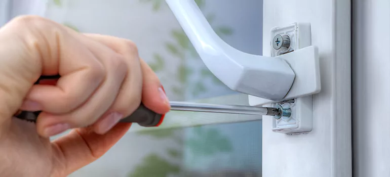 Window Crack Repair in Tampa, FL